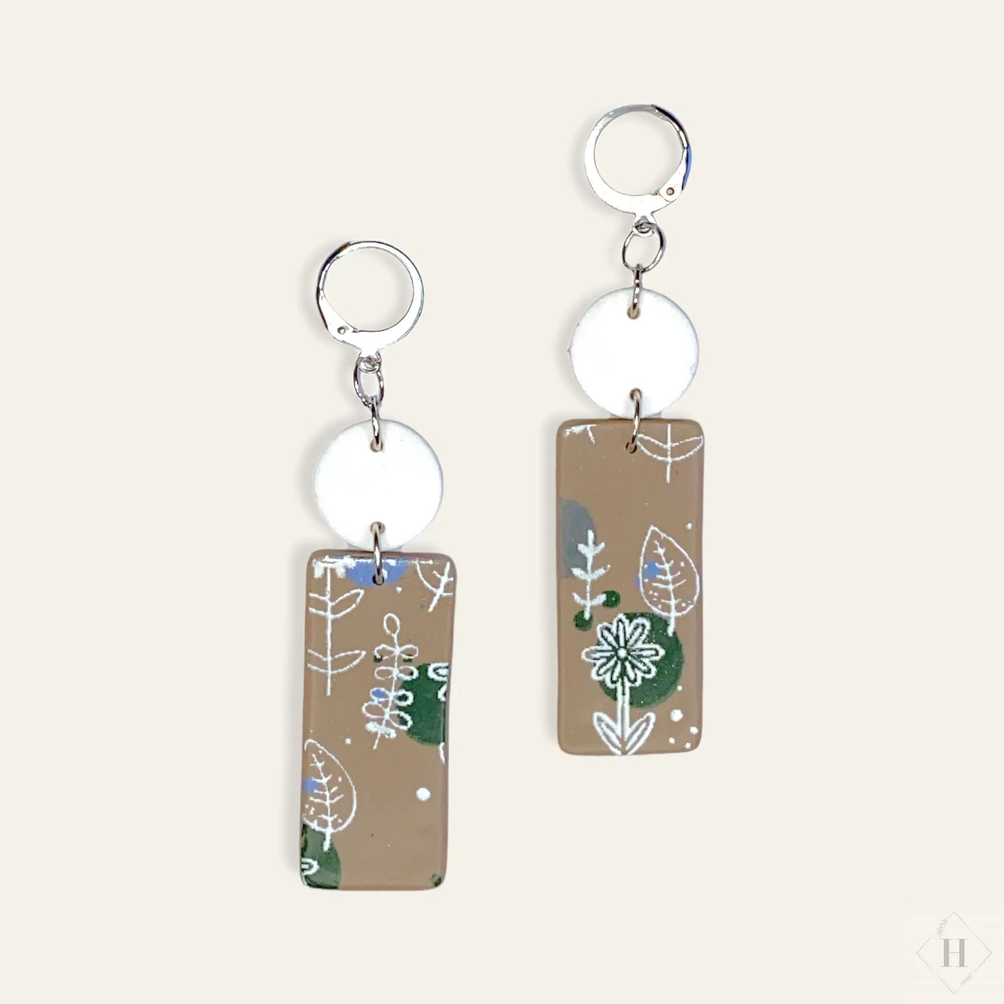 Nude I with flowers Handmade Hygge