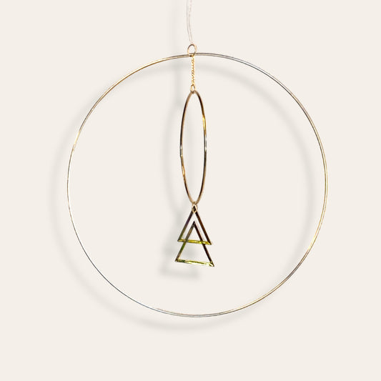 Uro med symbol med to trekanter Gitte Bramm