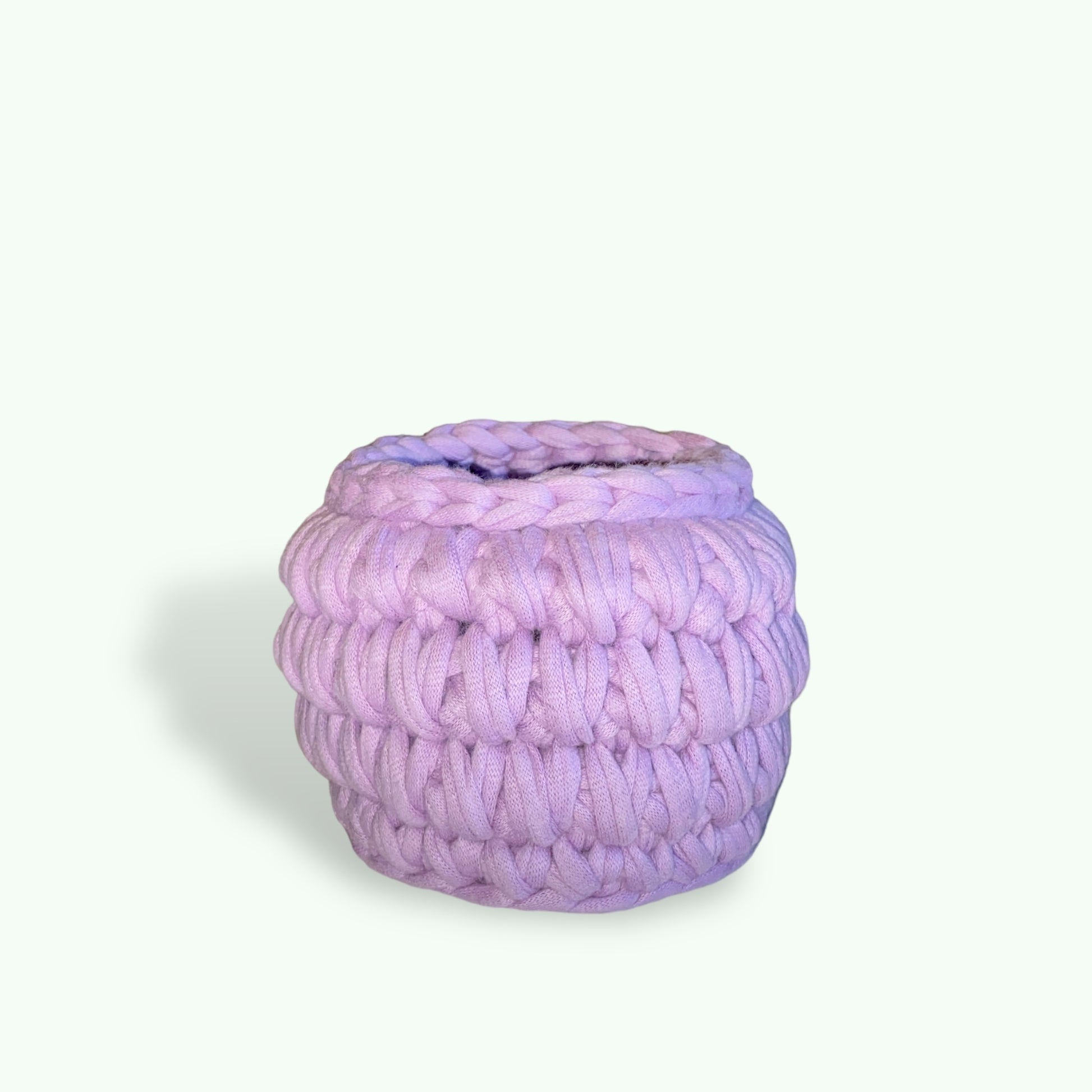 Hæklet kurv i stofgarn - lilla Jnortheved